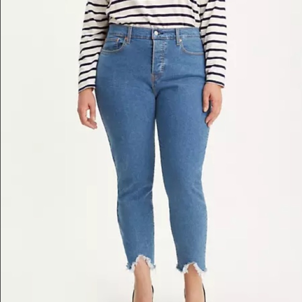 Levi’s Wedgie Fit Skinny Blue Jeans
